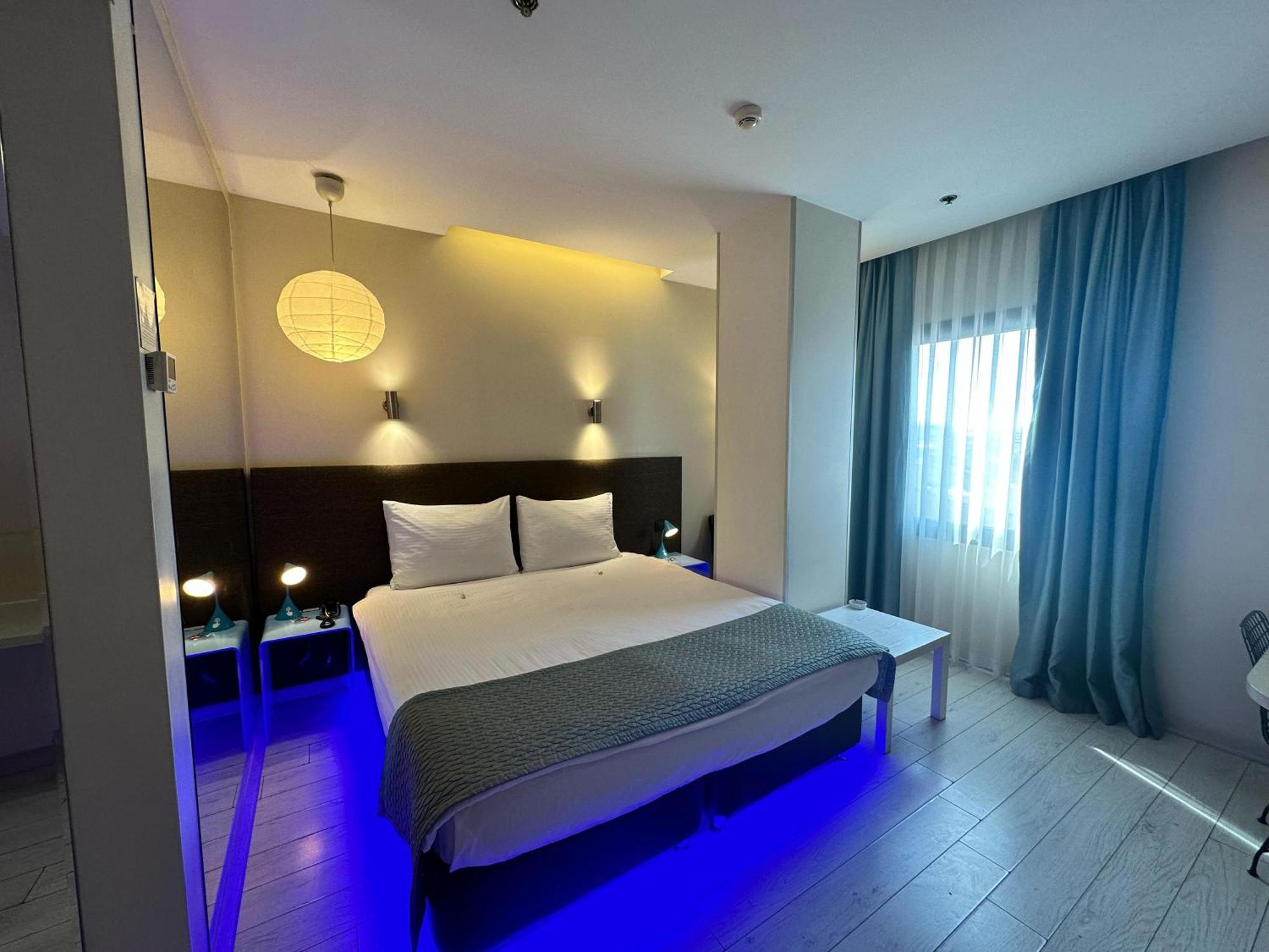 Tempo Hotel 4Levent Istanbul Exterior foto